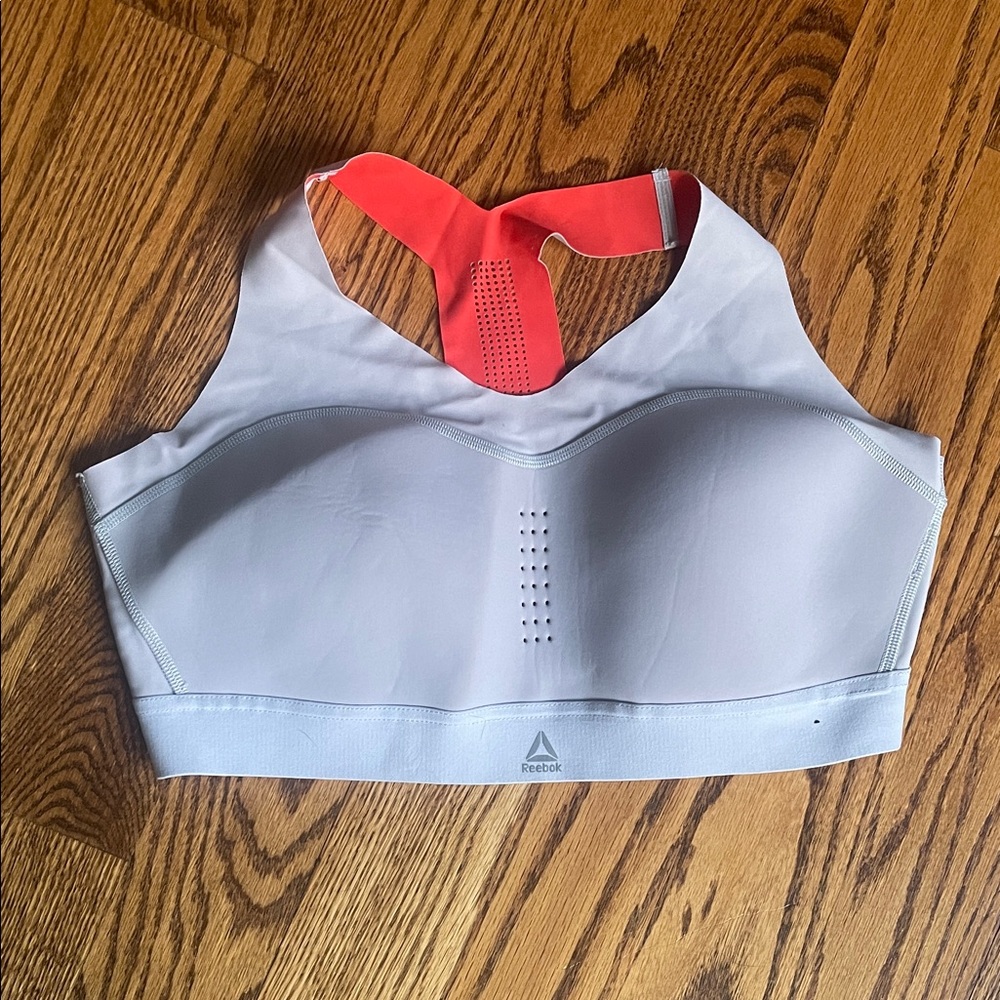 Reebok Women's light lavender Gray Sports Bra L / XL